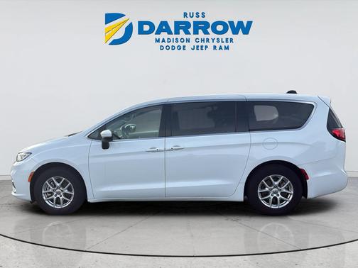 Bright White Clearcoat 2023 Chrysler Pacifica Touring L
