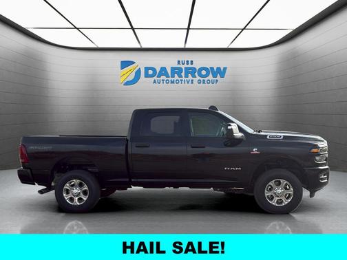 Diamond Black Crystal Pearlcoat 2026 RAM 2500 Big Horn Crew Cab 4x4 6'4' Box
