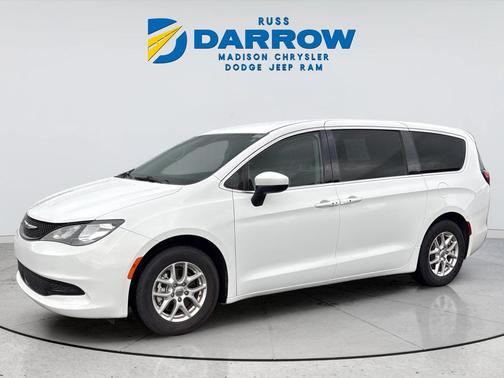 Bright White Clearcoat 2023 Chrysler Voyager LX