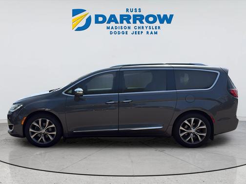Granite Crystal Metallic Clearcoat 2019 Chrysler Pacifica Limited