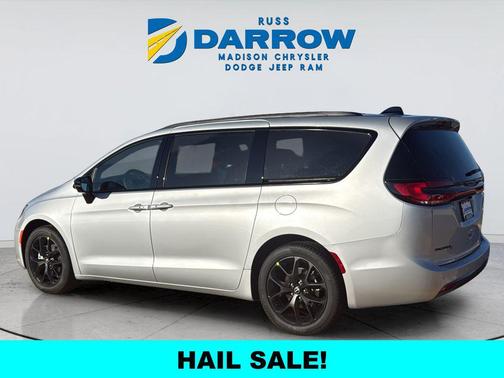 Silver Mist Clearcoat 2026 Chrysler Pacifica L