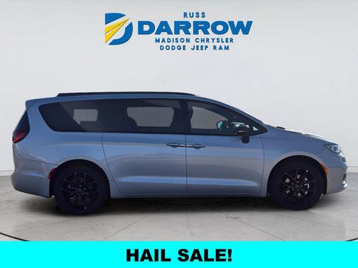 Silver Mist Clearcoat 2026 Chrysler Pacifica L
