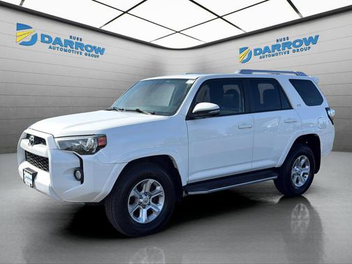 Super White 2018 Toyota 4Runner SR5 Premium