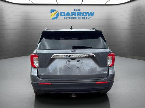 Gray Metallic 2021 Ford Explorer XLT