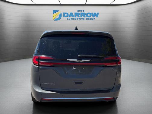 Ceramic Gray Clearcoat 2023 Chrysler Pacifica Touring L