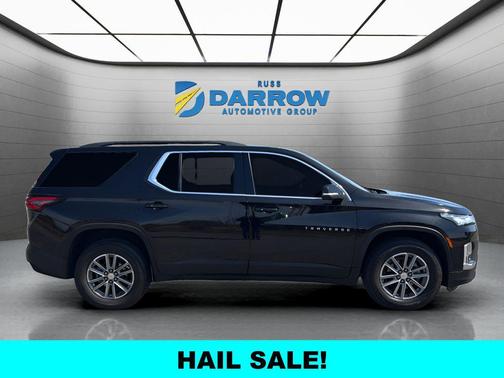 Mosaic Black Metallic 2022 Chevrolet Traverse LT Cloth