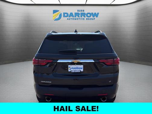 Mosaic Black Metallic 2022 Chevrolet Traverse LT Cloth