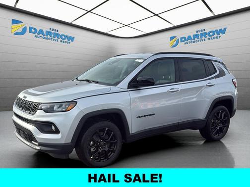 Silver Zynith Metallic Clearcoat 2026 Jeep Compass Latitude