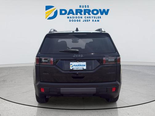 Diamond Black Crystal Pearlcoat 2026 Jeep Cherokee Limited