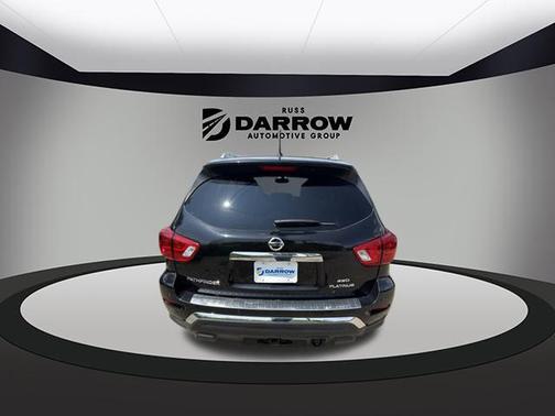 2017 Nissan Pathfinder Platinum