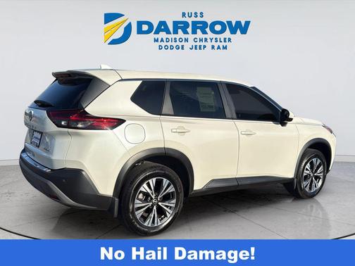 Pearl White Tricoat 2023 Nissan Rogue SV