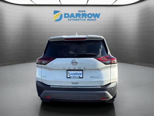 Pearl White Tricoat 2023 Nissan Rogue SV