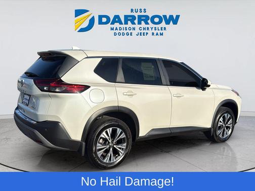 Pearl White Tricoat 2023 Nissan Rogue SV
