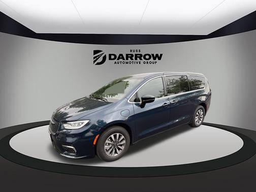 2025 Chrysler Pacifica Hybrid Select