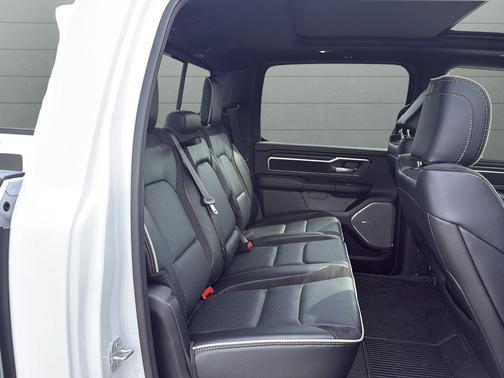 Bright White Clearcoat 2025 RAM 1500 Laramie