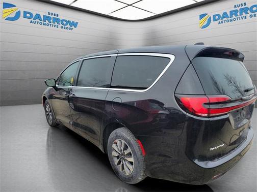 2025 Chrysler Pacifica Hybrid Select