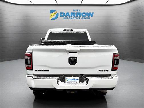 2022 RAM 3500 Laramie Crew Cab 4x4 8' Box