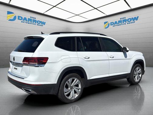 Pure White 2022 Volkswagen Atlas 3.6L SE w/Technology