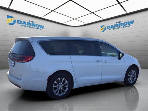 2025 Chrysler Pacifica L