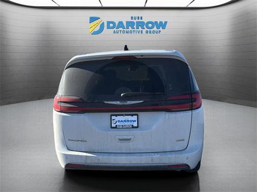 2025 Chrysler Pacifica L