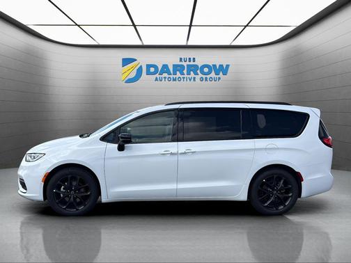 Bright White Clearcoat 2026 Chrysler Pacifica Limited