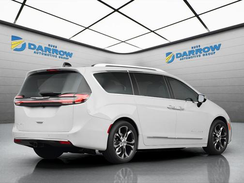 Bright White Clearcoat 2026 Chrysler Pacifica Limited
