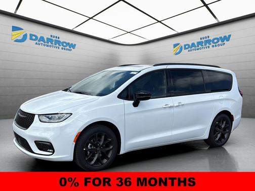 Bright White Clearcoat 2026 Chrysler Pacifica Limited