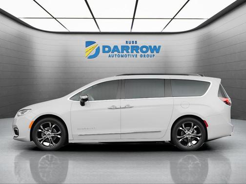 Bright White Clearcoat 2026 Chrysler Pacifica Limited