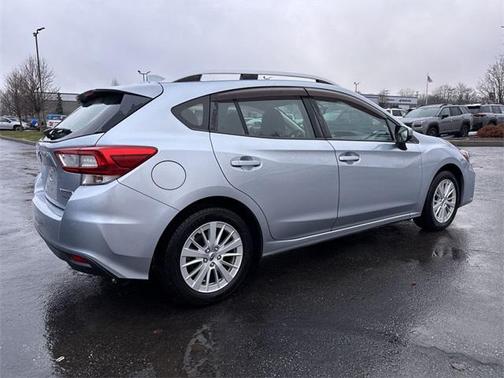 2018 Subaru Impreza 2.0i Premium