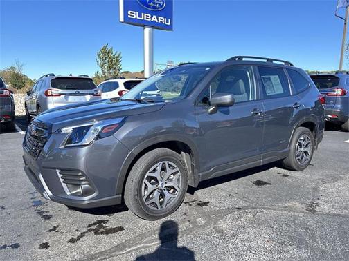 2023 Subaru Forester Premium