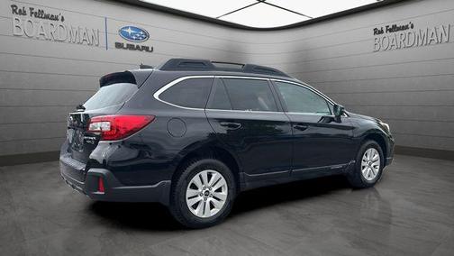 Crystal Black Silica 2019 Subaru Outback 2.5i Premium