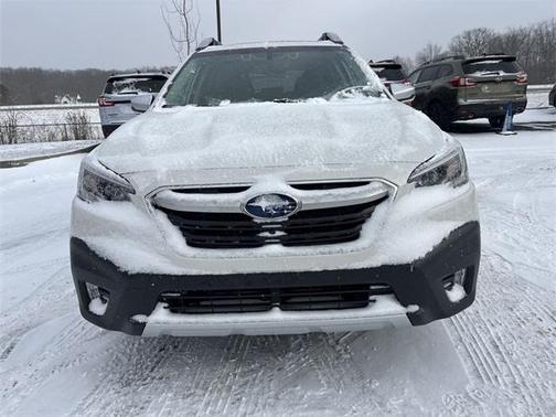2022 Subaru Outback Touring XT