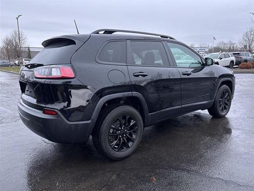 2023 Jeep Cherokee Altitude