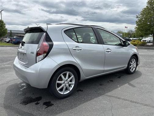 2015 Toyota Prius c Three