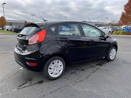 Photo 3 of 29 of 2018 Ford Fiesta S