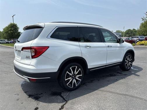 2022 Honda Pilot AWD Elite