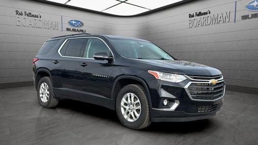 Mosaic Black Metallic 2020 Chevrolet Traverse LT Cloth