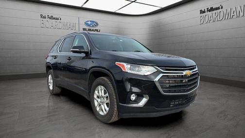 Mosaic Black Metallic 2020 Chevrolet Traverse LT Cloth