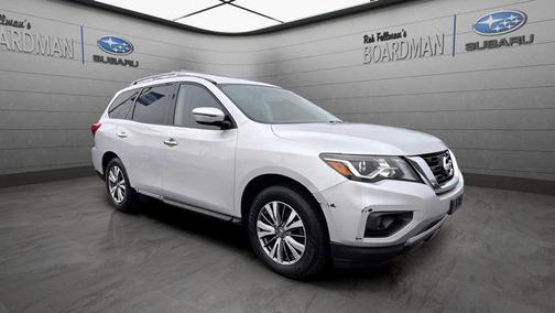 2018 Nissan Pathfinder SV