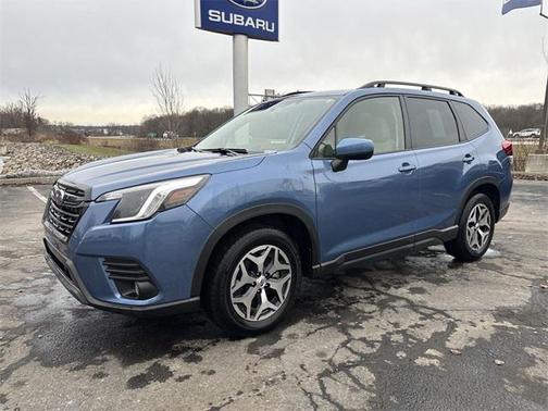 2023 Subaru Forester Premium