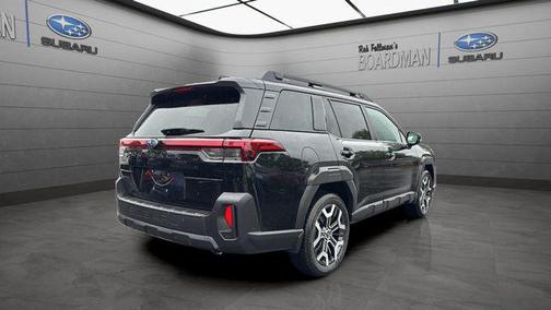 Crystal Black Silica 2026 Subaru Outback Touring XT