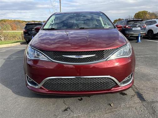 2020 Chrysler Pacifica Touring