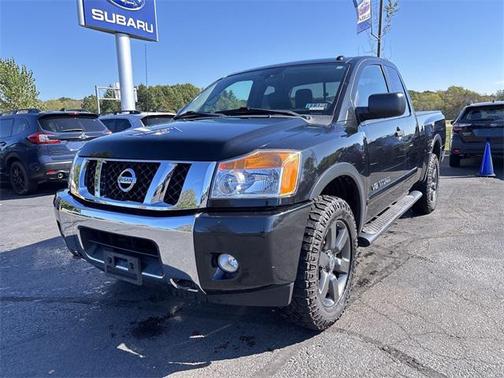 2015 Nissan Titan SV