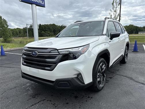 2025 Subaru Forester Hybrid Premium