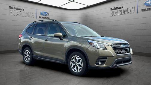 Autumn Green Metallic 2024 Subaru Forester Premium