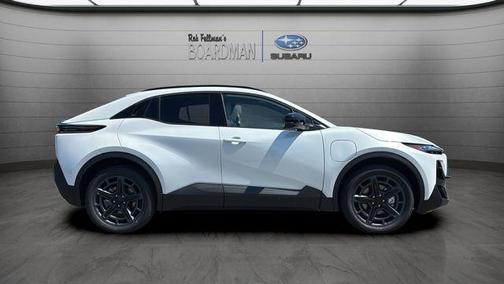 Cosmic White Pearl 2026 Subaru Uncharted GT
