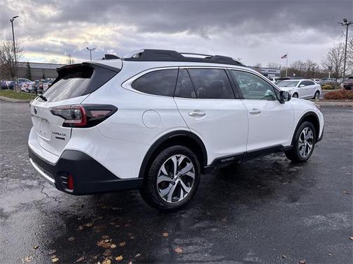 2022 Subaru Outback Touring