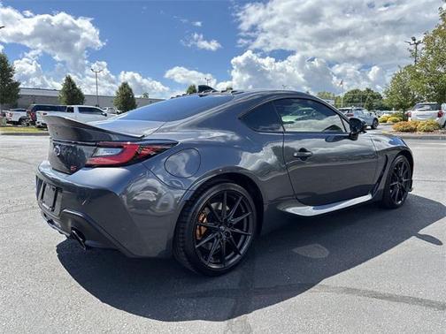 2024 Subaru BRZ tS