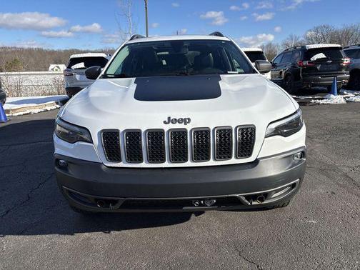 2020 Jeep Cherokee Trailhawk