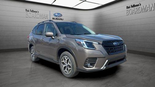 Brilliant Bronze Metallic 2023 Subaru Forester Premium